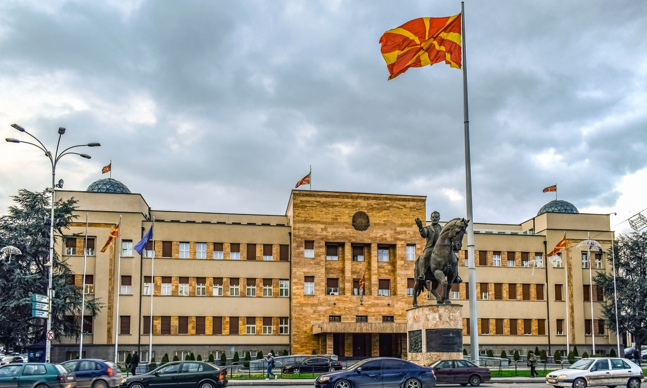 Kad LJUTI KOMARAC ujede NEJAKOG MEDVEDA: Severna Makedonija PROTERUJE troje RUSKIH DIPLOMATA