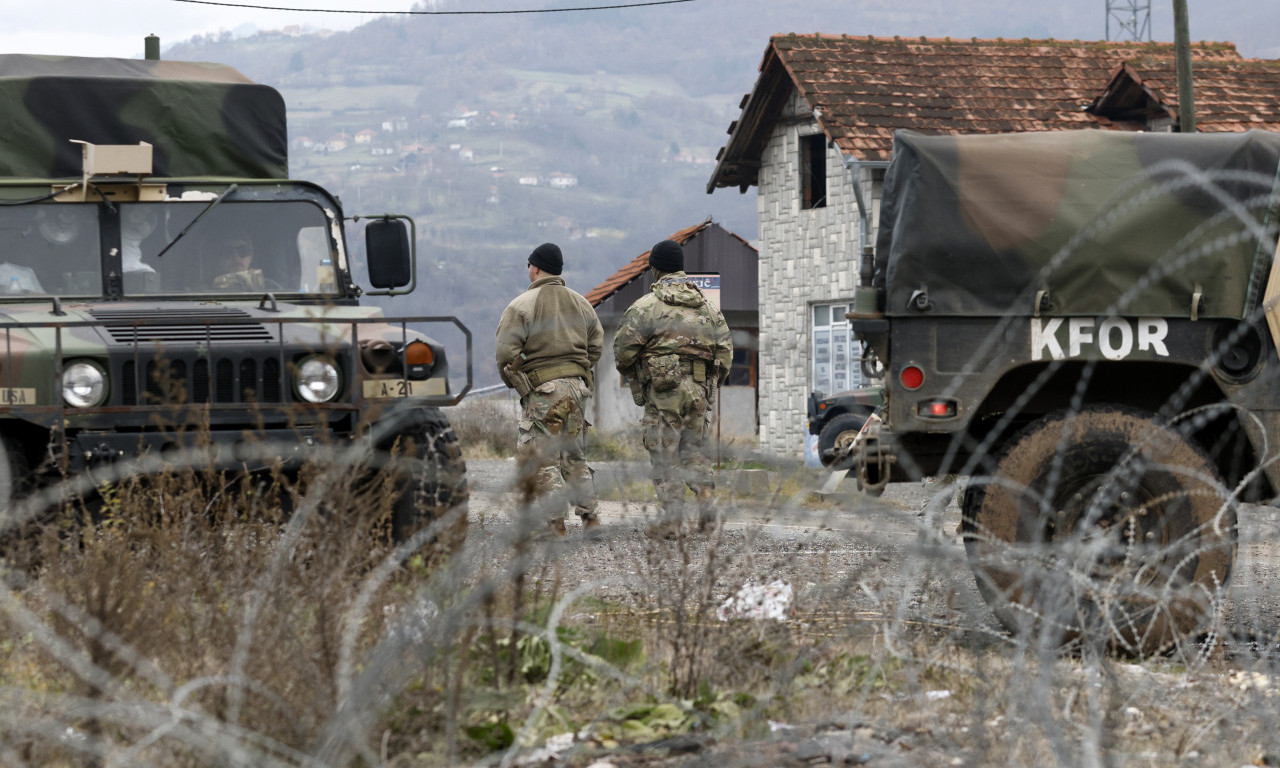 Stiglo POJAČANJE za KFOR: Još 200 BRITANSKIH vojnika od DANAS na Kosovu i Metohiji