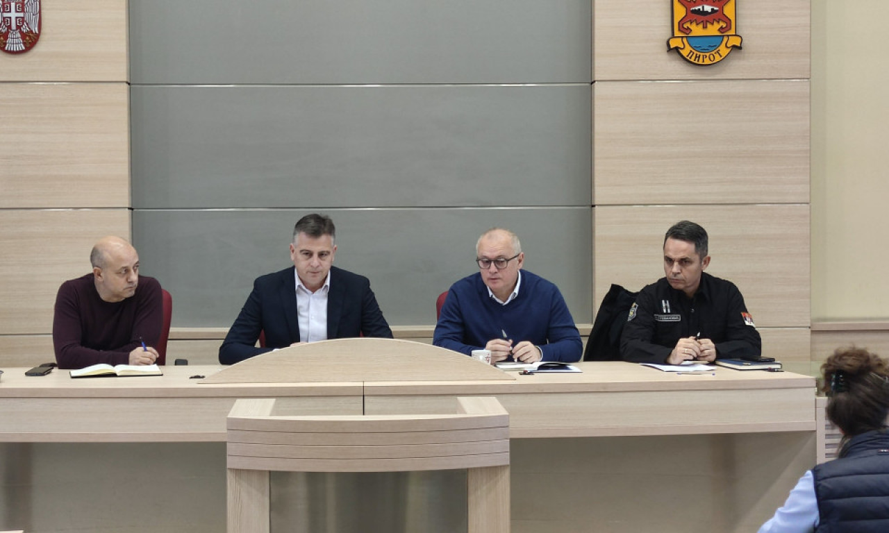Ministar Vesić u Pirotu: Zašto se TRI GODINE ČEKA na rekonstrukciju pruge?