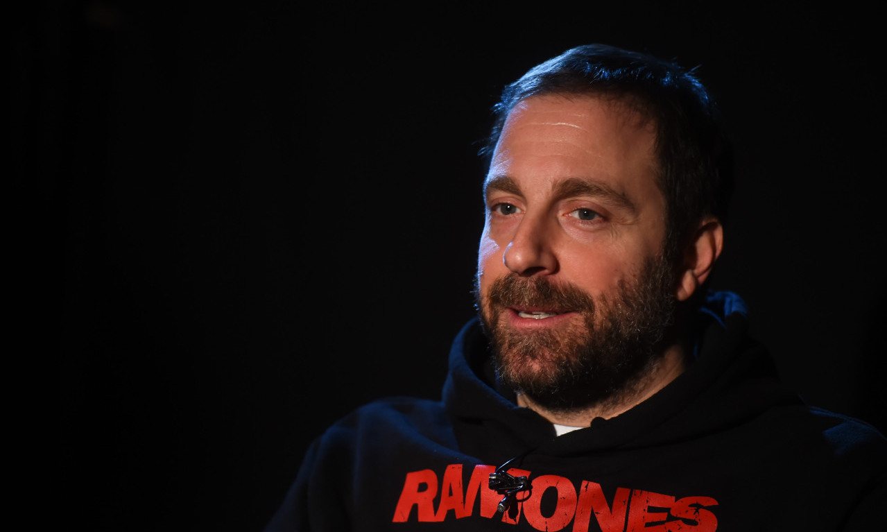 Gordan Kičić u Reflektoru: "Mama i tata se igraju rata" FEEL GOOD serija uprkos TRAGIČNIM SITUACIJAMA