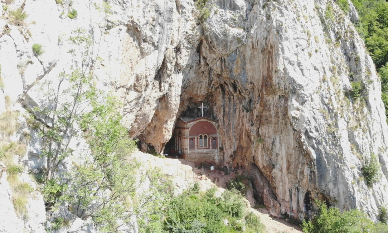 Gde se nalazi Dražin KOVČEG PUN ZLATA i danas je MISTERIJA: Da li je u ovoj srpskoj klisuri?