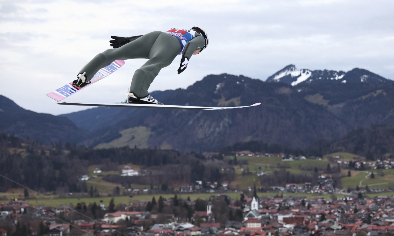 SUROVA DOMINACIJA SLOVENCA! Prevc zabeležio četvrtu uzastopnu pobedu u Svetskom kupu!