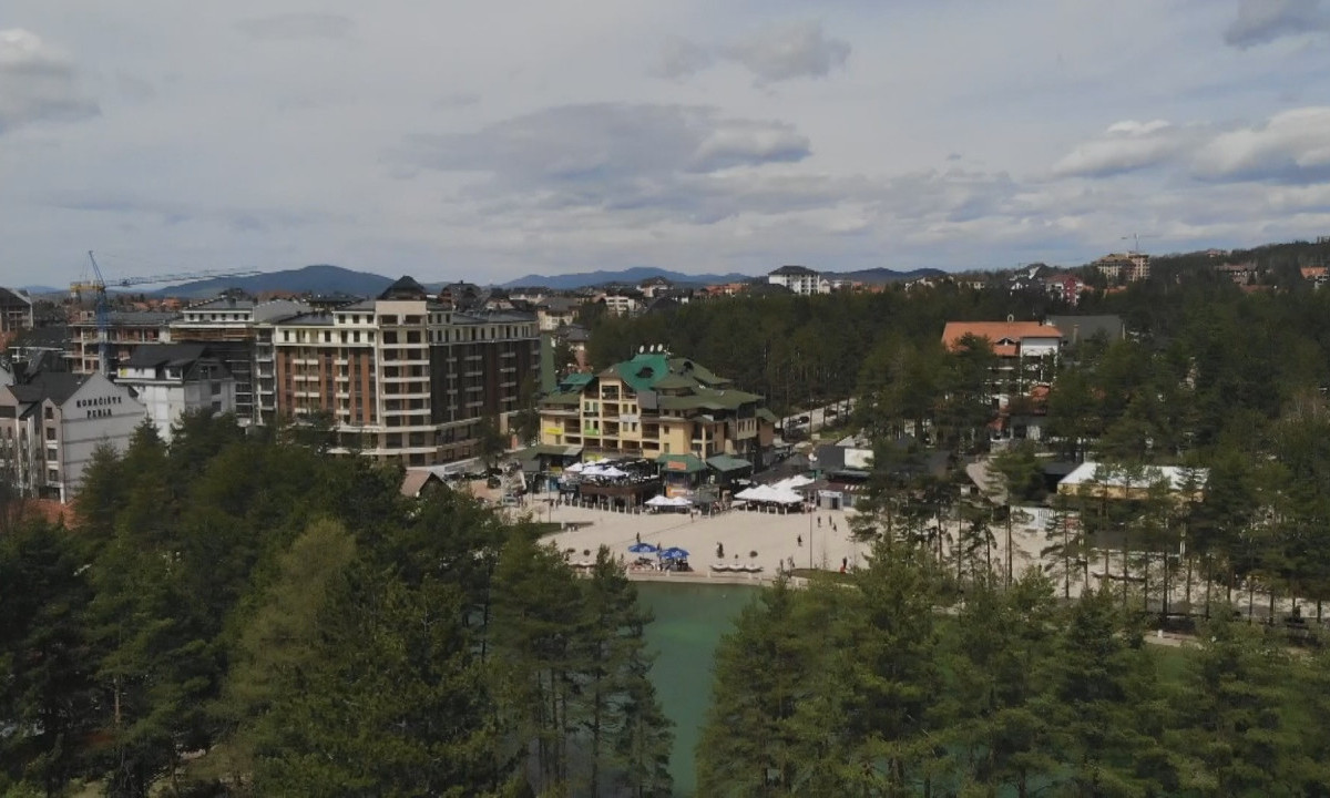 ZAŠTO na Zlatiboru nema snega? Pa, NEMA GDE DA PADNE!