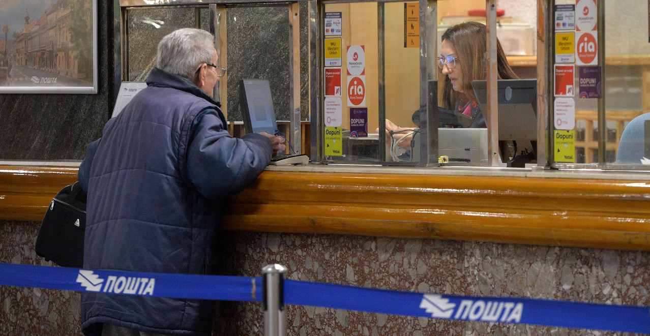 Prijave za PENZIONERSKE KARTICE od danas i NA ŠALTERIMA POŠTE