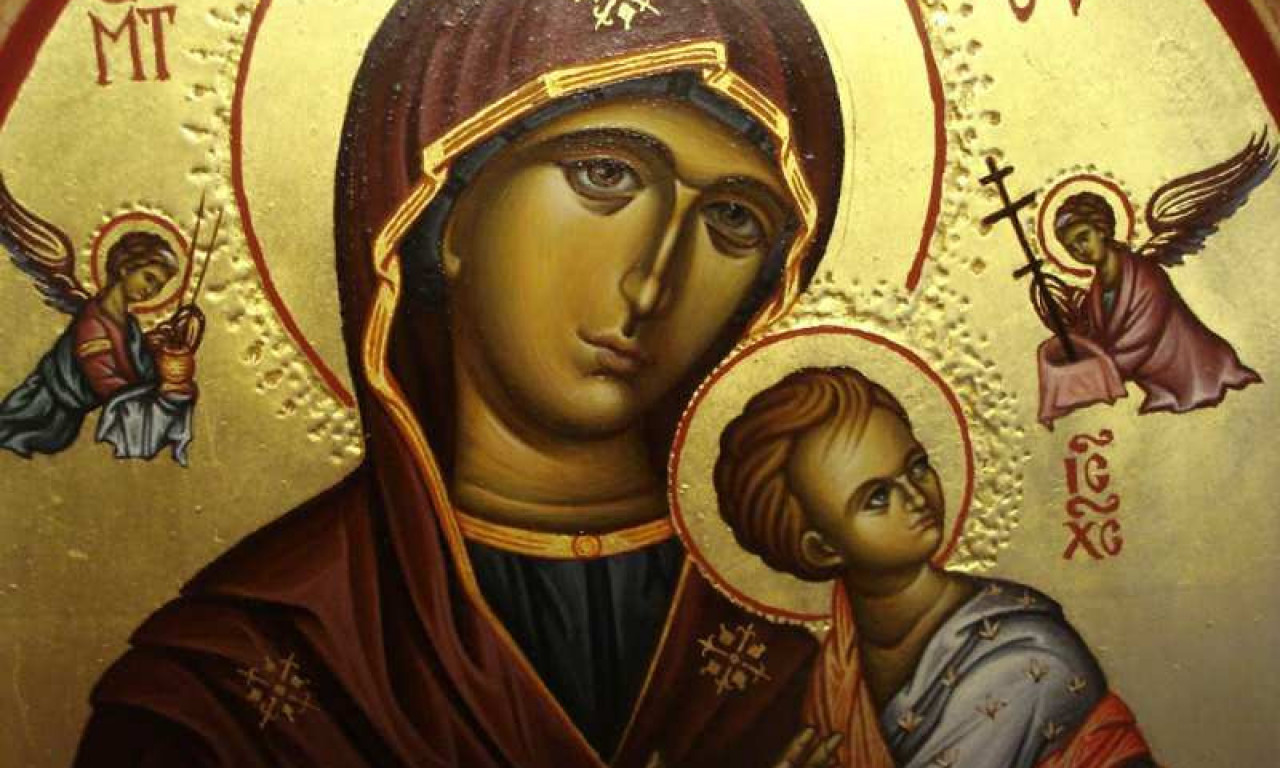 Danas je Vavedenje Presvete Bogorodice: Udate žene bi trebalo da ISPOŠTUJU OVE OBIČAJE