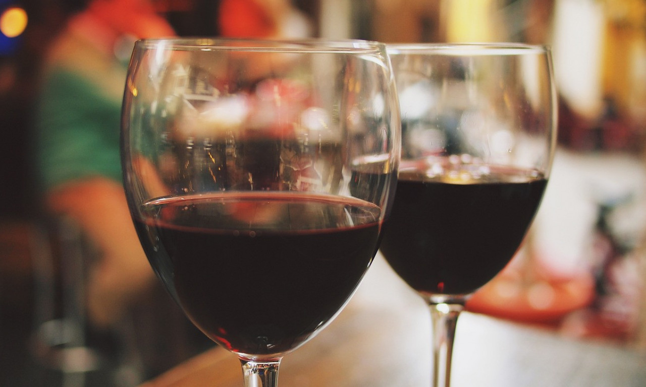DOKTORI OTKRILI: Ovo alkoholno piće najmanje oštećuje jetru
