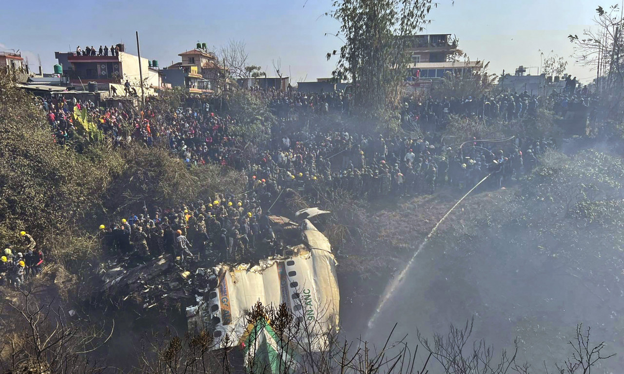 Potvrđeno 68 mrtvih u PADU AVIONA u Nepalu, ali to nije konačan broj žrtava