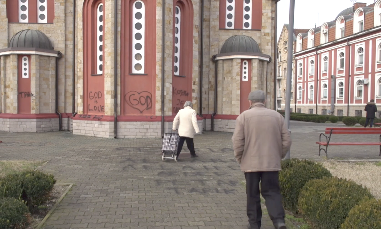 Ispisivao GRAFITE MRŽNJE na CRKVI, policija ga odmah UHAPSILA