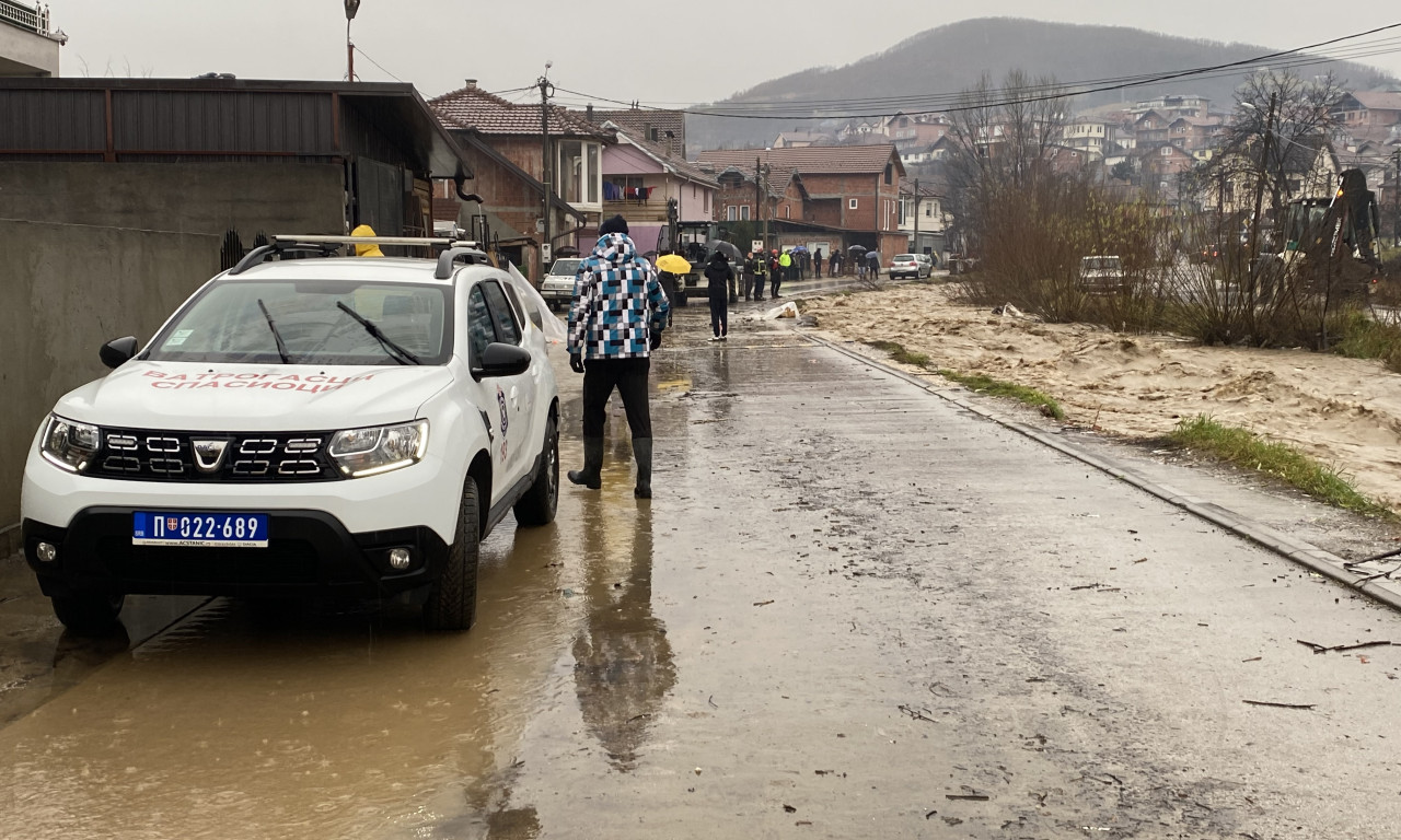 JEZIV SLUČAJ U NOVOM PAZARU: Uhapšen muškarac (39) zbog sumnje da je podvodio maloletnicu, privedena i njena majka