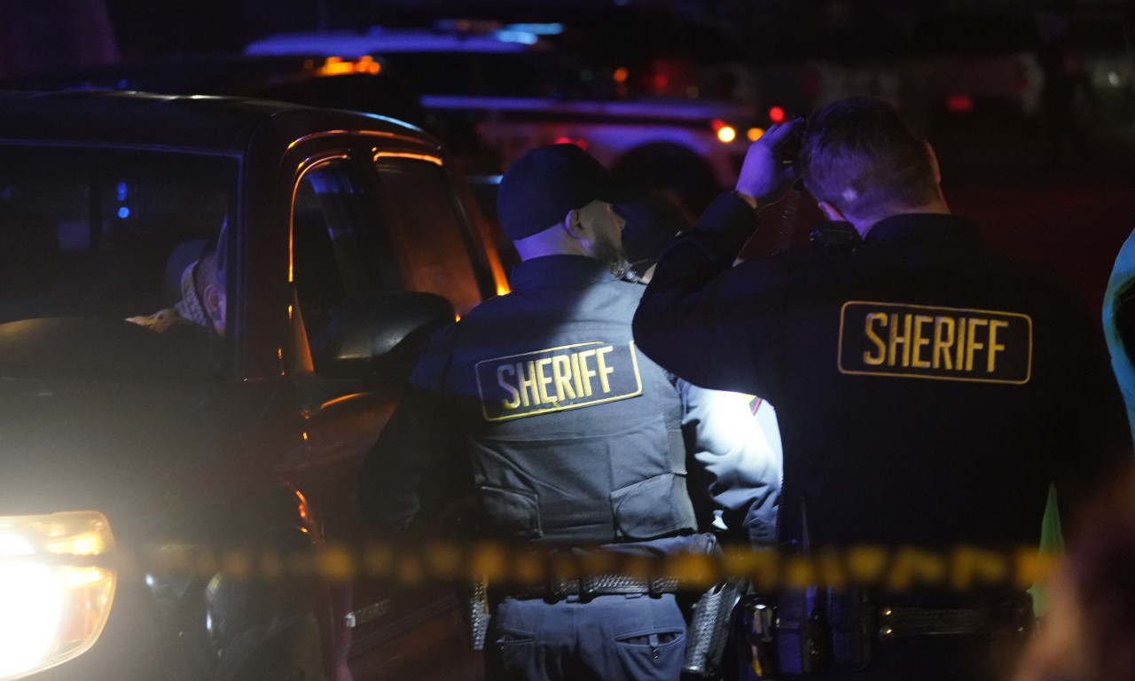 Napadač vozio SKUTER i pucao na 5 LOKACIJA, ubio JEDNU osobu: Pucnjava u Njujorku