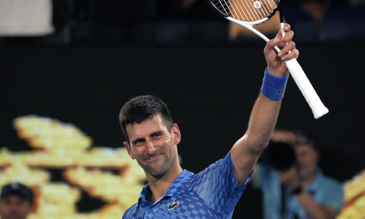 ČEKAJ MALO, kakve su ovo KVOTE u KLADIONICAMA... Da li je ovo  borba za TROFEJ u Melburnu, ILI ŠTA?