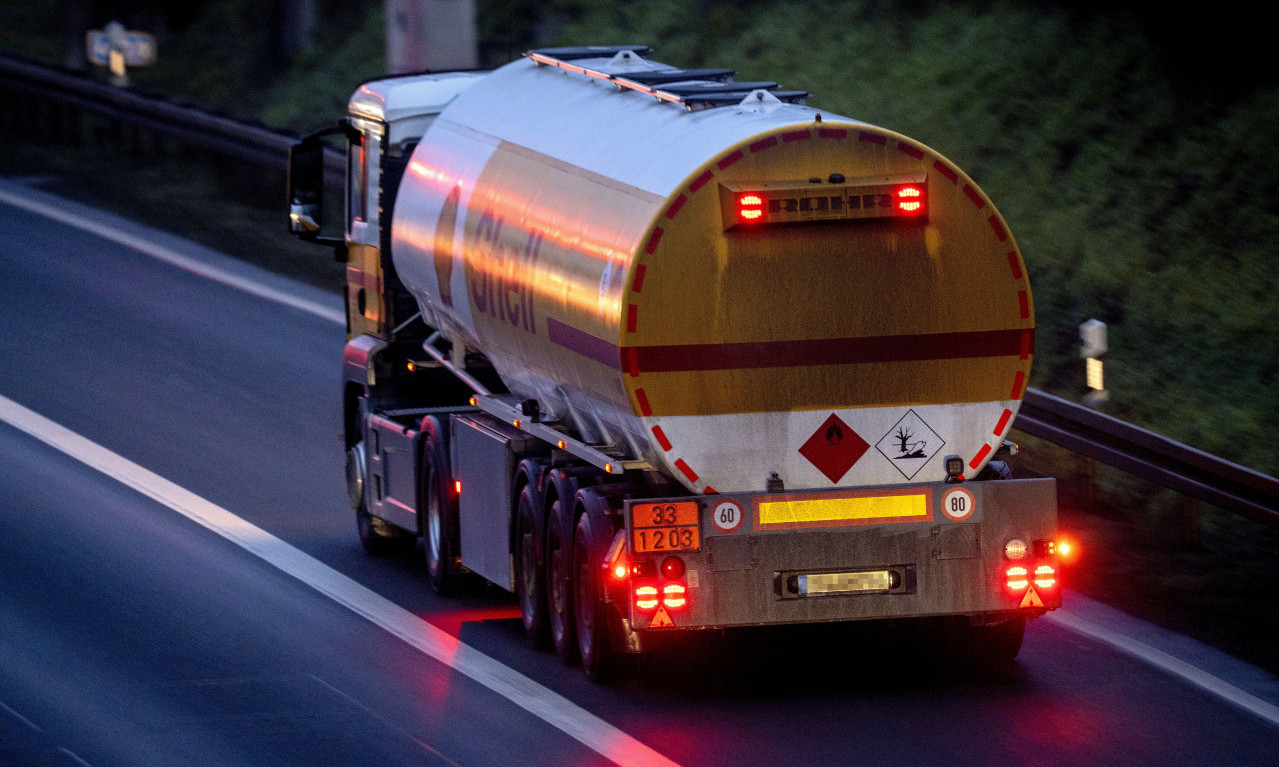 HITNA EVAKUACIJA U AMERICI Iscureo amonijak, 36 osoba završilo u bolnici, na stotine ljudi pobeglo u skloništa (VIDEO)