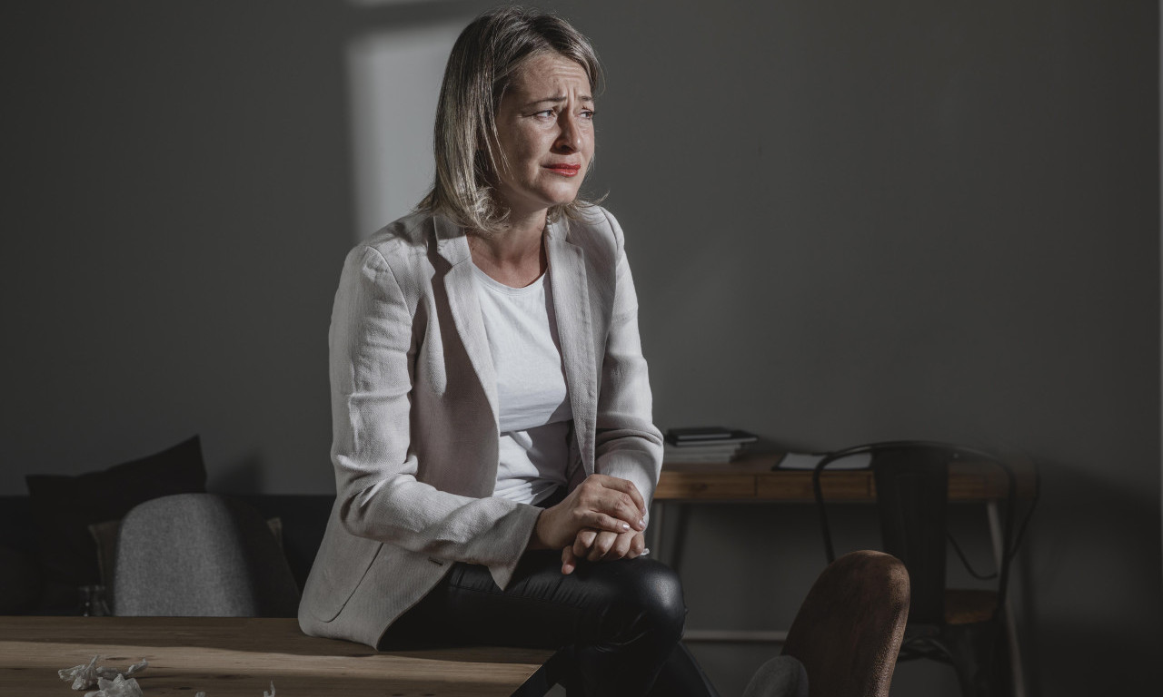 Niko me ne pita ŠTA ZNAM, već koliko IMAM GODINA: Zašto su ŽENE STARIJE OD 45 nevidljive za POSLODAVCE