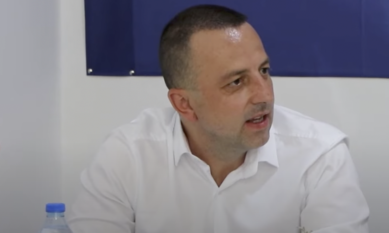 Janićijević podneo ostavku na mesto predsednika Novog DSS za KiM zbog cirkusa u Skupštini Srbije