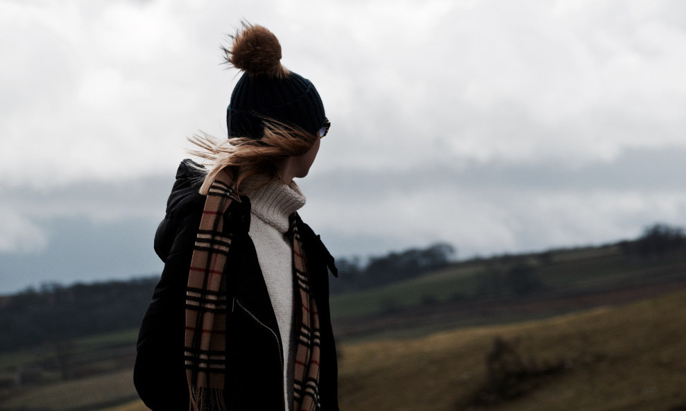 OLUJNI VETAR PODSETIĆE NAS NA KALENDAR Danas hladno i oblačno