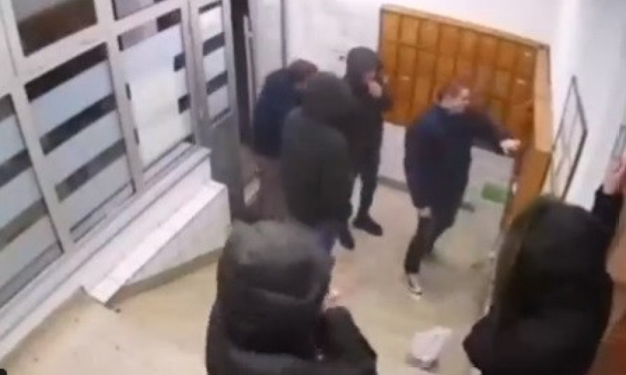 Mladići UZNEMIRAVALI stanare i lomili sandučiće u zgradi na Novom Beogradu
