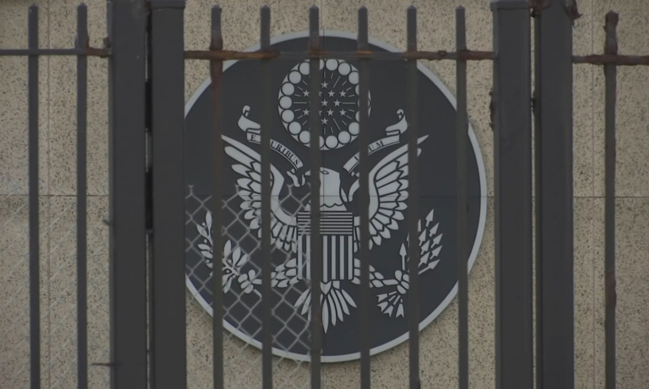 ZALJUBLJENI CVRČCI ili super TAJNO ORUŽJE: Službenici američke ambasade na Kubi imali su NEOBJAŠNJIVE SIMPTOME