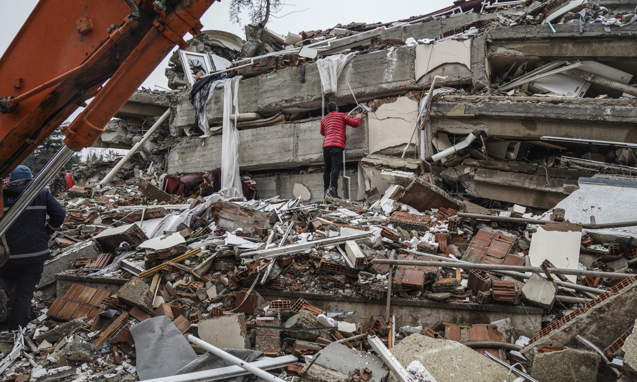 Majka ponovo ZAGRLILA svoju BEBU, 54 dana posle razornog zemljotresa u Turskoj