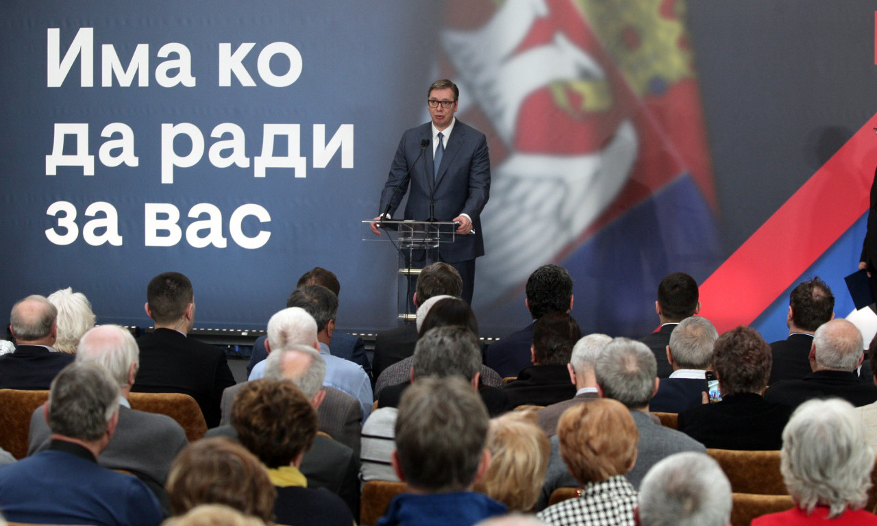 Vučić najavio DOBRE VESTI za penzionere: U pripremi nove PENZIONERSKE KARTICE za celu Srbiju