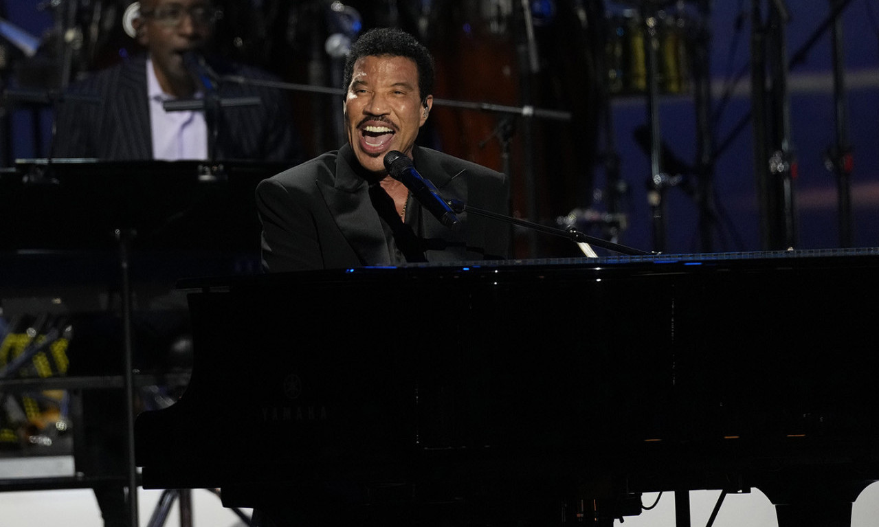 Lajonel Riči nastupiće na CEREMONIJI KRUNISANJA Čarlsa III