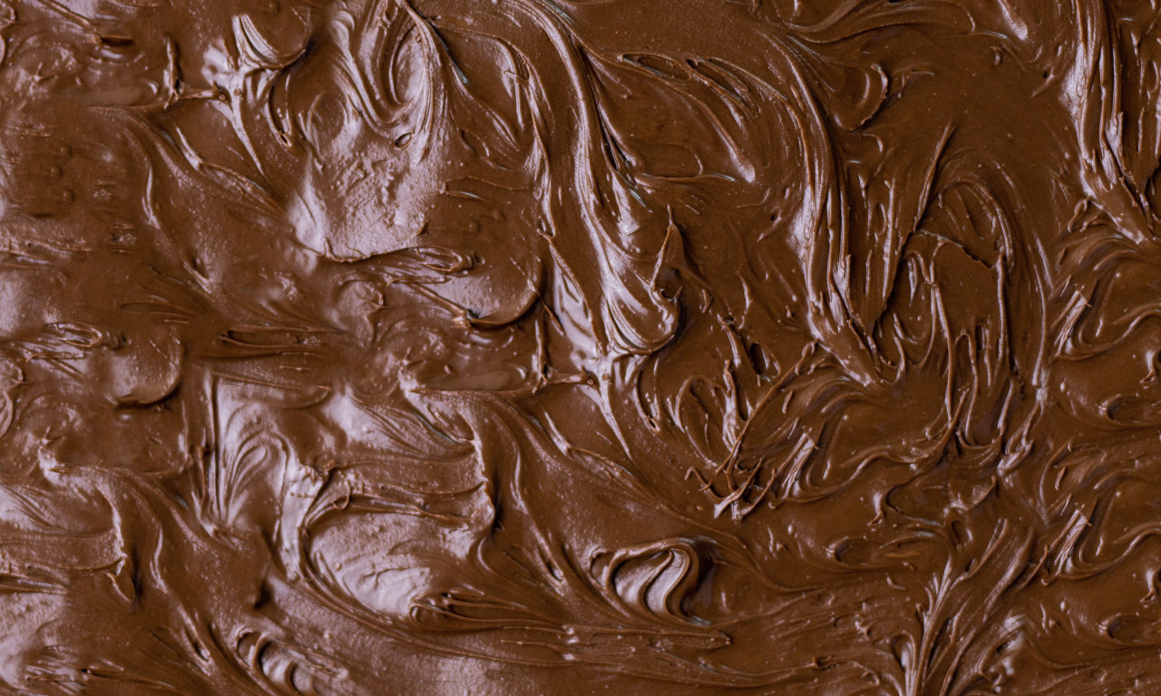 DVA RADNIKA upala u REZERVOAR sa ČOKOLADOM od koje se prave Twix i Snickers: FABRIKA debelo KAŽNJENA