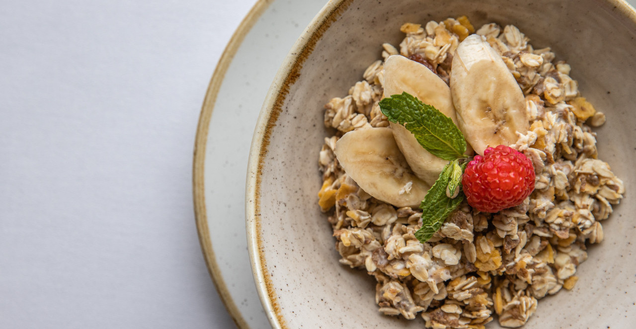 Zdrav doručak za dan pun ENERGIJE! Napravite jednostavne pahuljice sa bananom i medom