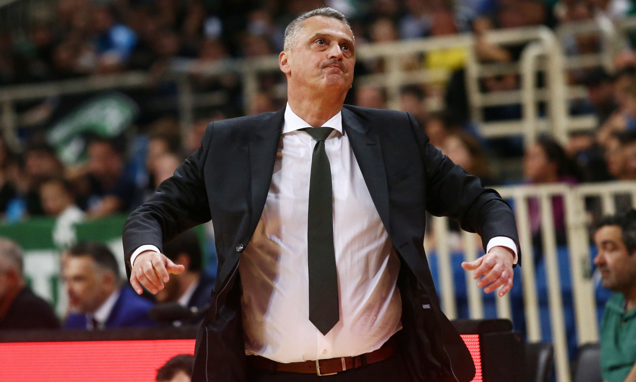 GRCIMA dozlogrdilo: RADONJIĆ više nije trener PANATINAIKOSA