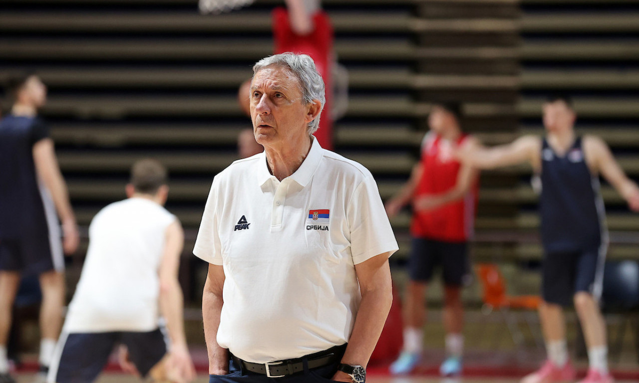 IZNENADA: Svetislav Pešić OBJAVIO KONAČAN SPISAK za Mundobasket - NJIH 12 OTIŠLO PO ZLATO