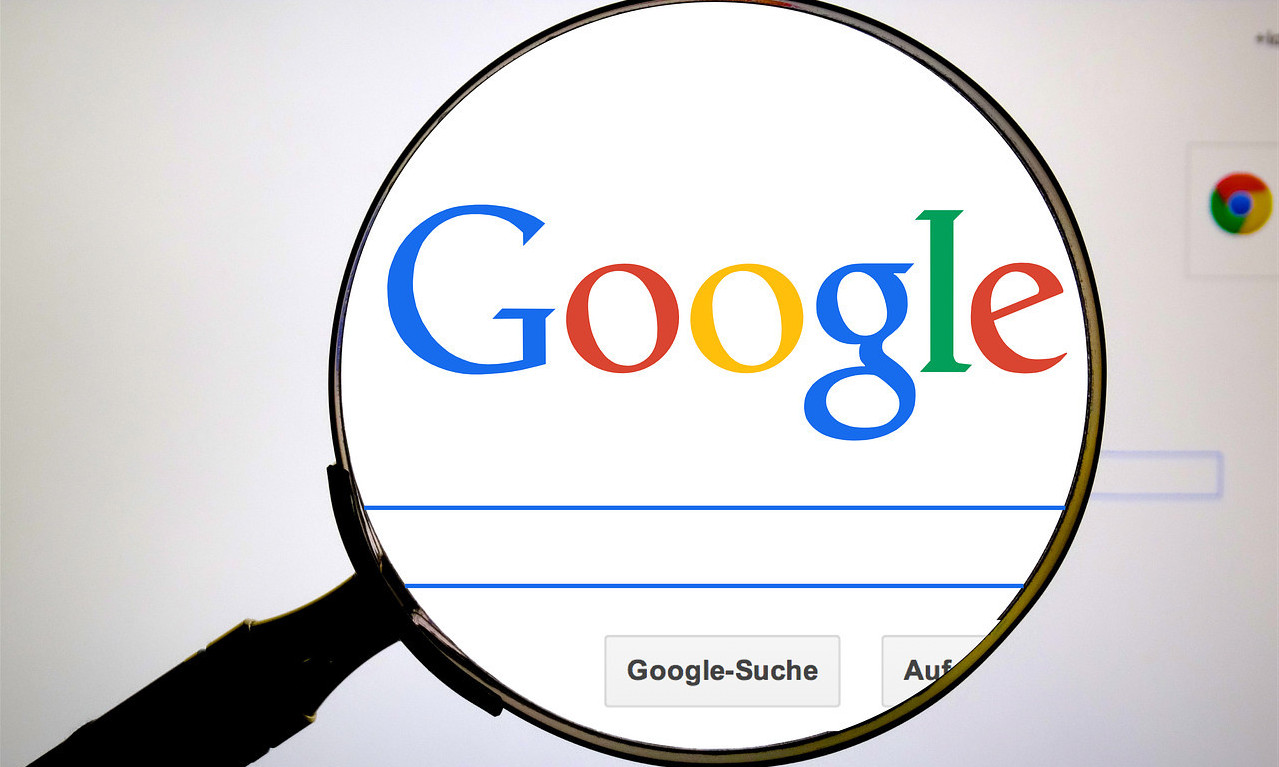 DOKTOR GOOGLE, najomiljeniji KUĆNI LEKAR današnjice