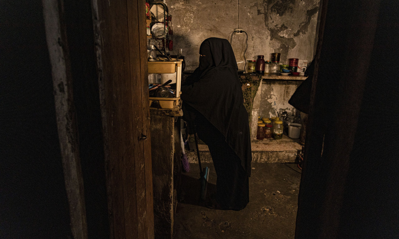 HOROR izveštaj UN: Žene ISIS-a SILOVALE zarobljene DEČAKE kako bi zatrudnele i vratile KALIFAT