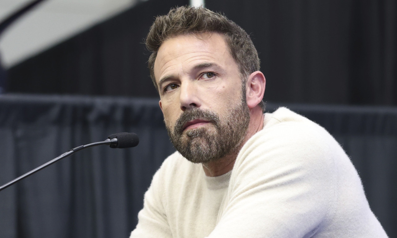 BEN AFLEK U ISTOJ GODINI OSTAO BEZ OBA RODITELJA Kejsi otkrio porodičnu tragediju i izgovorio reči koje slamaju srce