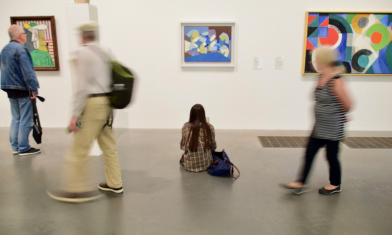 KO BI REKAO? Pripadnici ove generacije troše najviše para na umetnost