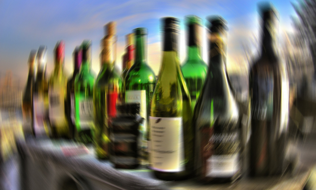 NAPOKON! ALKOHOL se prodaje PRVI PUT NAKON 70 GODINA u Saudijskoj Arabiji