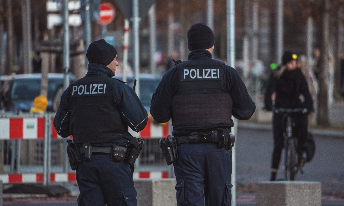 Sprečen TERORISTIČKI NAPAD U Nemačkoj: Tunišanin planirao da PREGAZI OKUPLJENE na PROIZRAELSKOM SKUPU