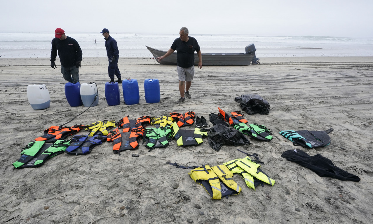 POGINULO najmanje 8 LJUDI u moru kraj San Dijega: KOBNO prevrtanje ribarskih ČAMACA