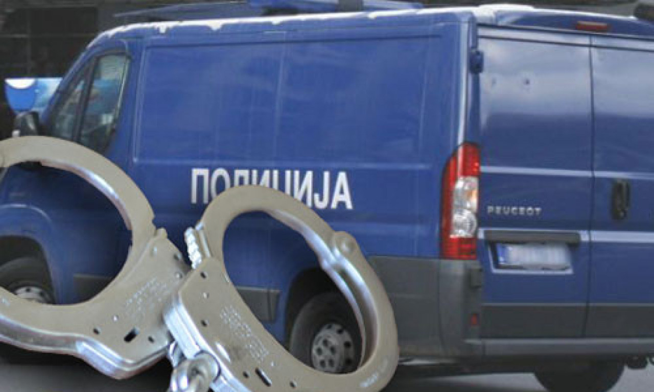 Uhapšen SREDNJOŠKOLAC u Babušnici: PRETIO profesoru da će doneti BOMBU i "SVE REŠITI"