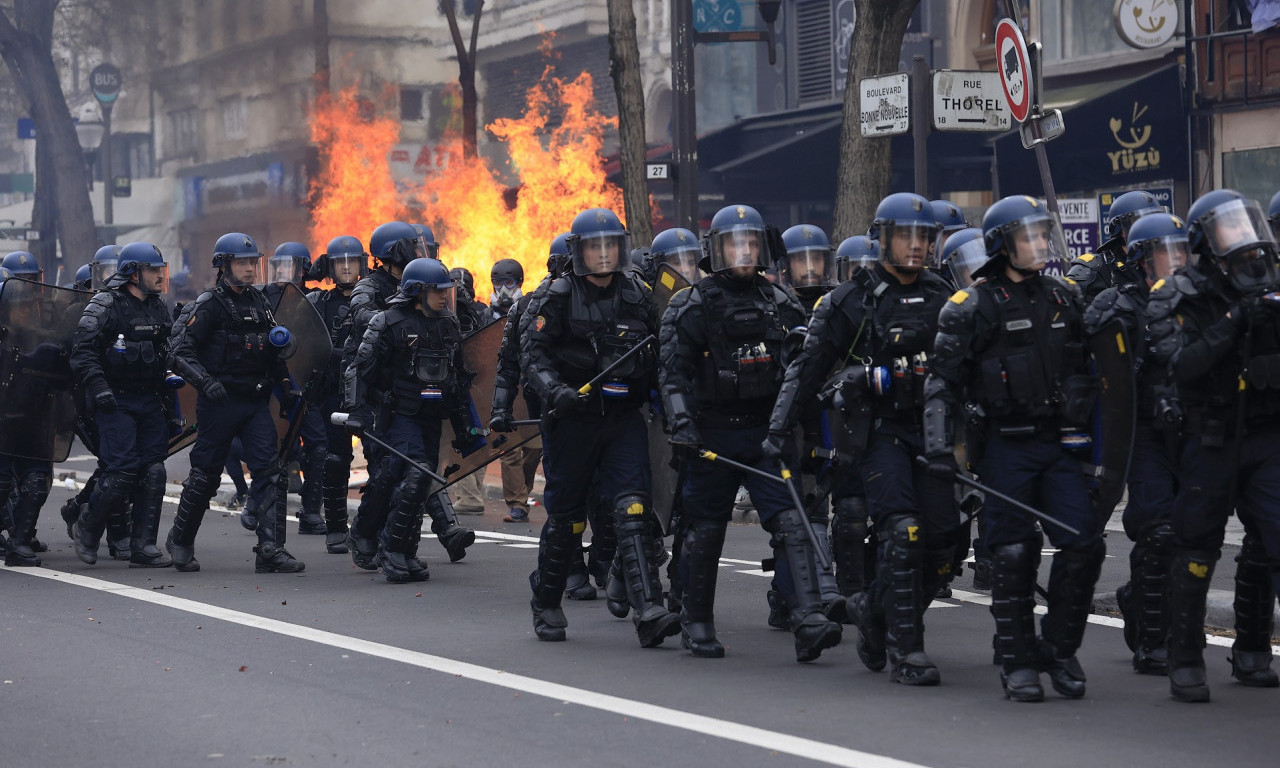 EKSPLOZIVNO u Francuskoj: POŽARI, suzavci, PLJAČKE - protesti DRMAJU stolicu Makronu