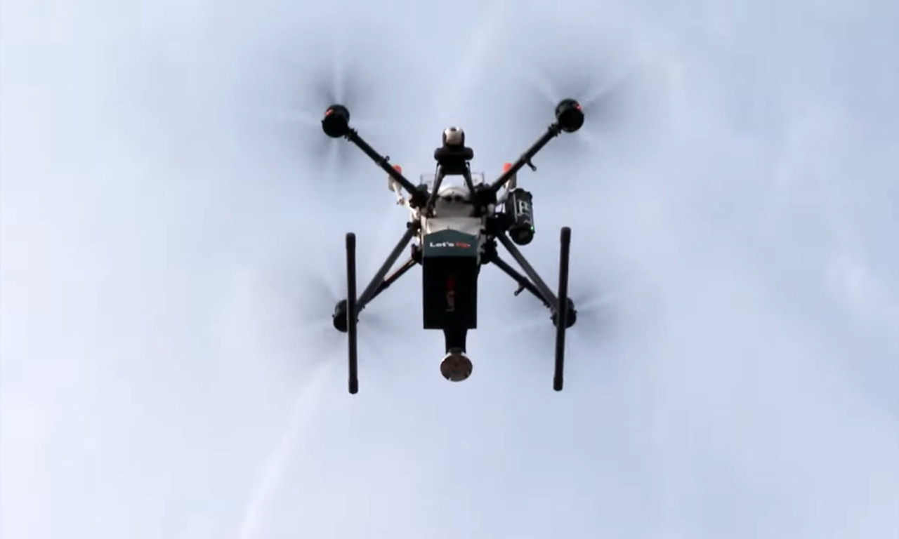 Sve više u upotrebi: Da li će DRONOVI u bliskoj budućnosti PREUZETI PRIMAT u dostavi hrane u Americi?