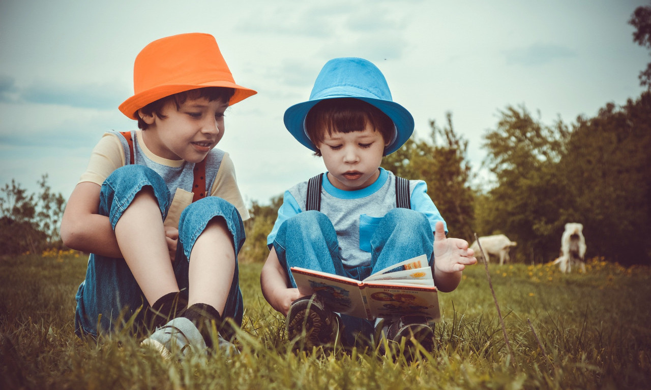 SVETSKI DAN dečije knjige: ČITANJE bitno za OBLIKOVANJE UMOVA budućnosti