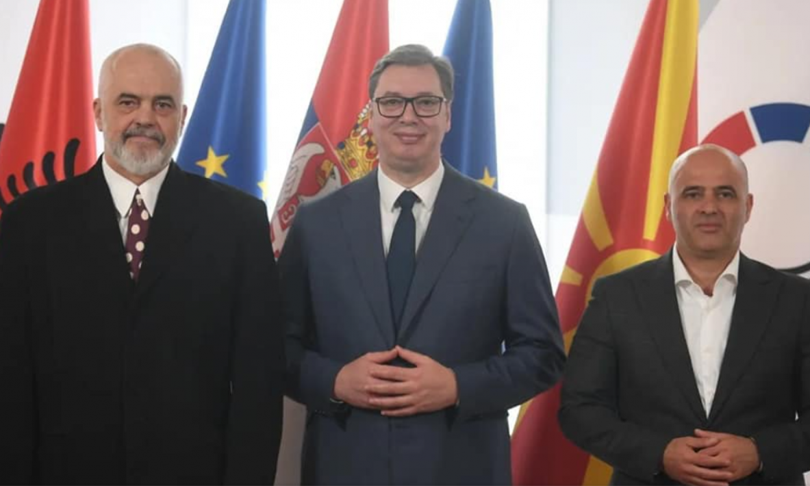 Vučić: Na jedan dan OTVORIĆEMO GRANICE između Srbije, S. Makedonije i Albanije