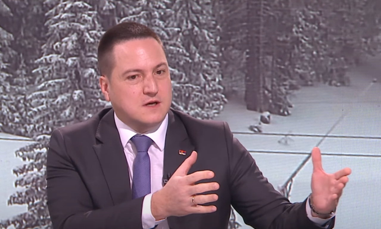 SUSPENDOVAN BRANKO RUŽIĆ SA SVIH FUNKCIJA U SPS