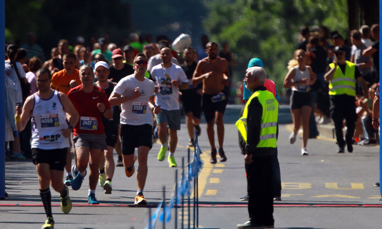 Tanjug na BGD maratonu: Biljana, Ceca i Milan ISTRČALI TRKU na 21 kilometar