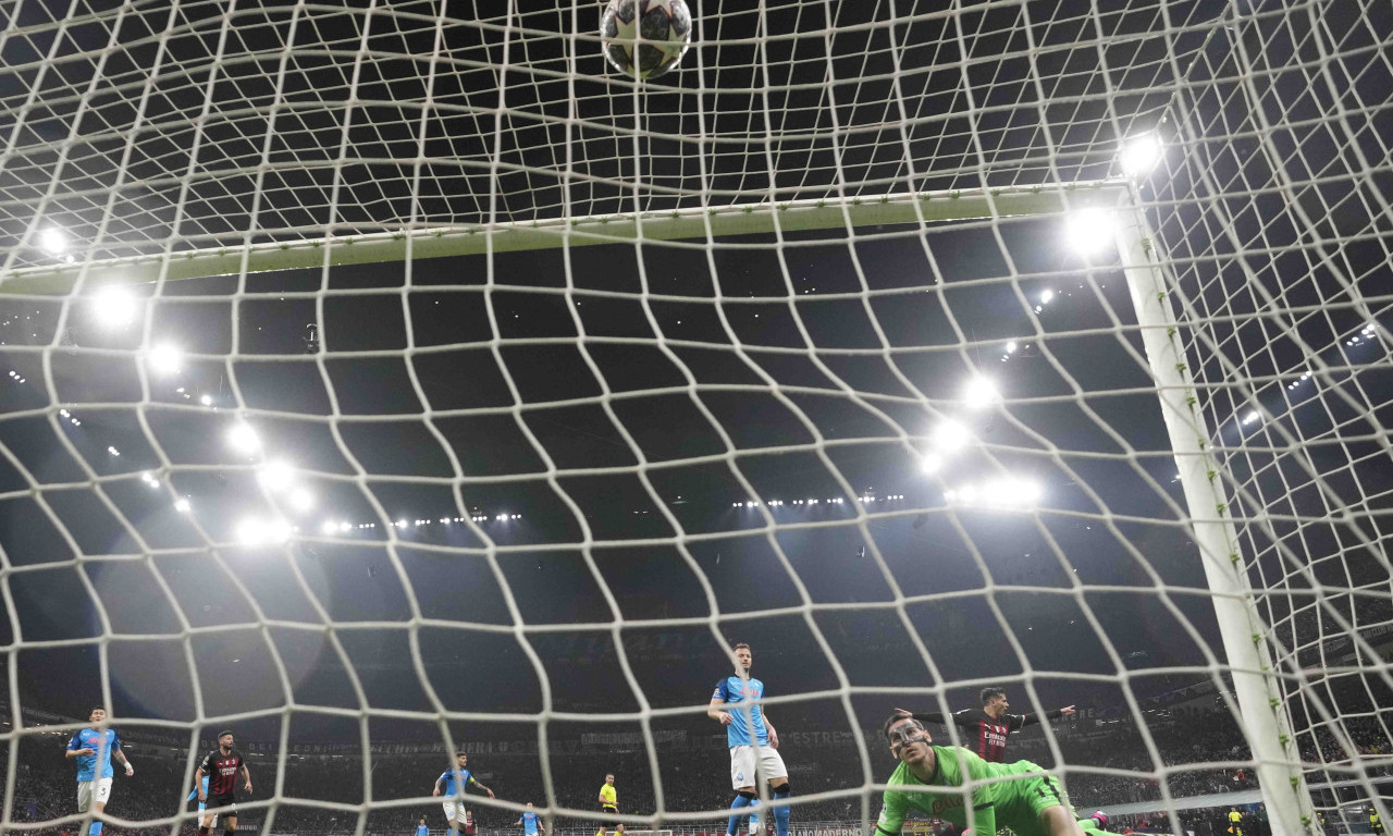 Fenjeraš NAMUČIO šampiona! Albanac doneo PREOKRET Napoliju u POSLEDNJEM MINUTU!