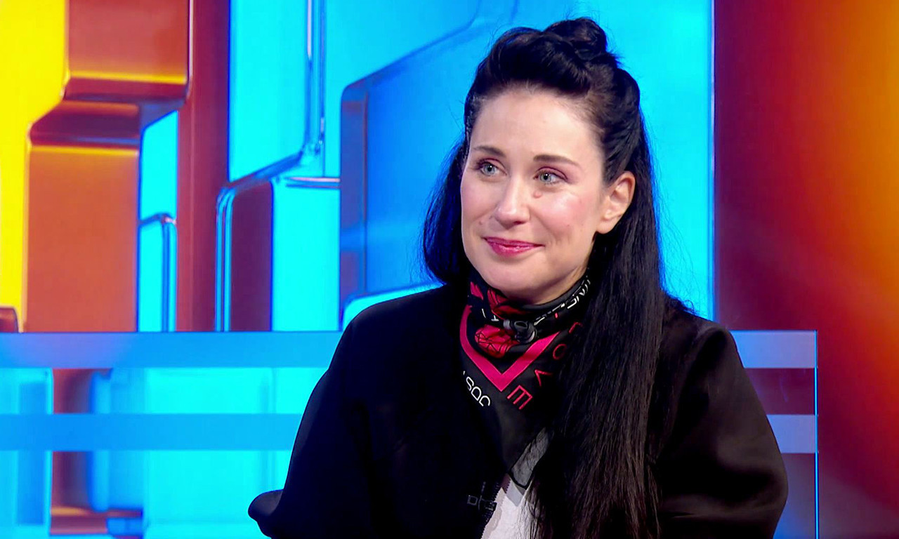 Ana Đurić Konstrakta: MUZIKA mnogo BRŽE KOMUNICIRA sa ljudima OD POLITIKE