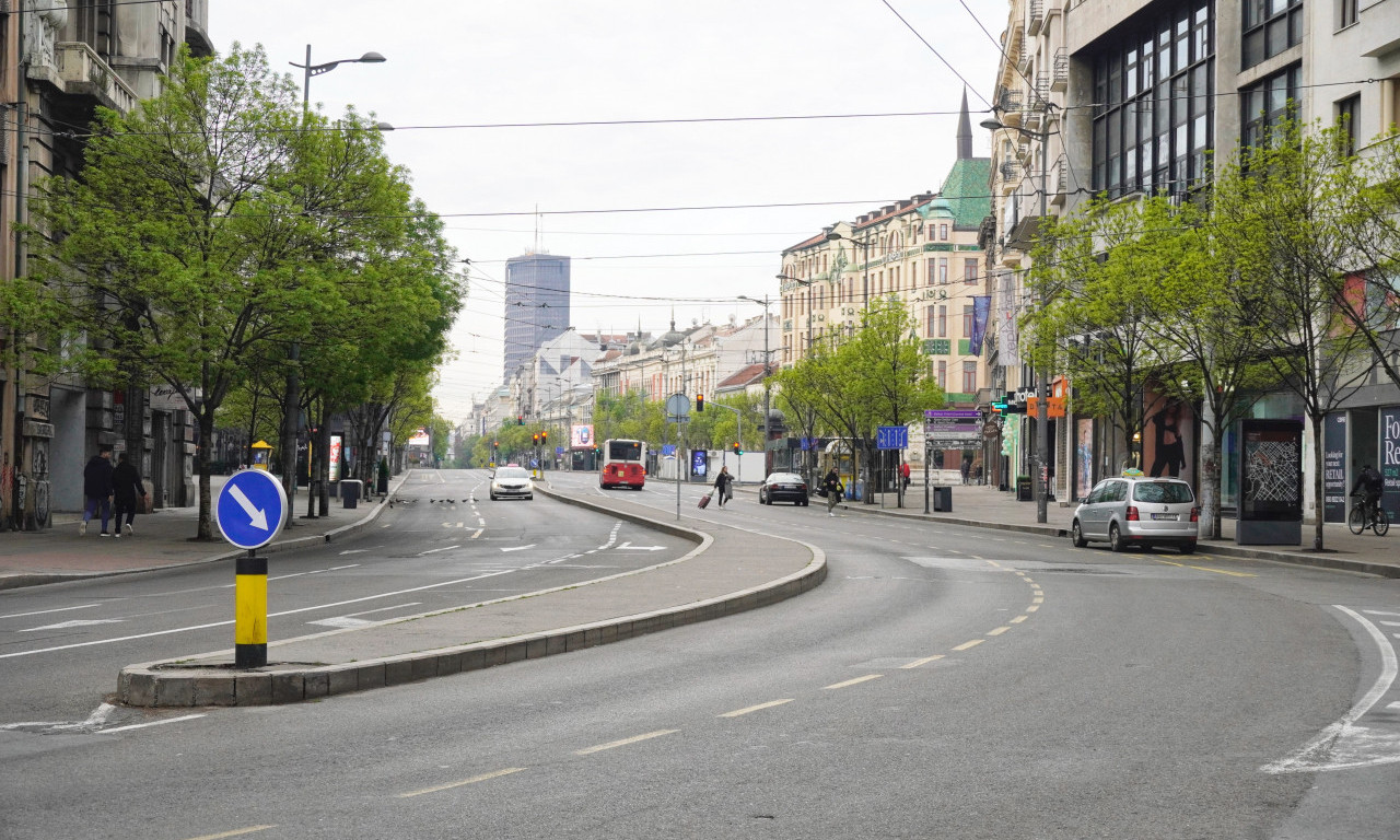 Parking servis APELUJE na BEOGRAĐANE: Do večeras u 22 časa UKLONITE VOZILA sa trase BG maratona