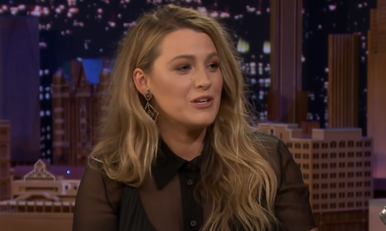 Kako je moguće da BLEJK LAJVLI ovako IZGLEDA dva meseca posle POROĐAJA?!