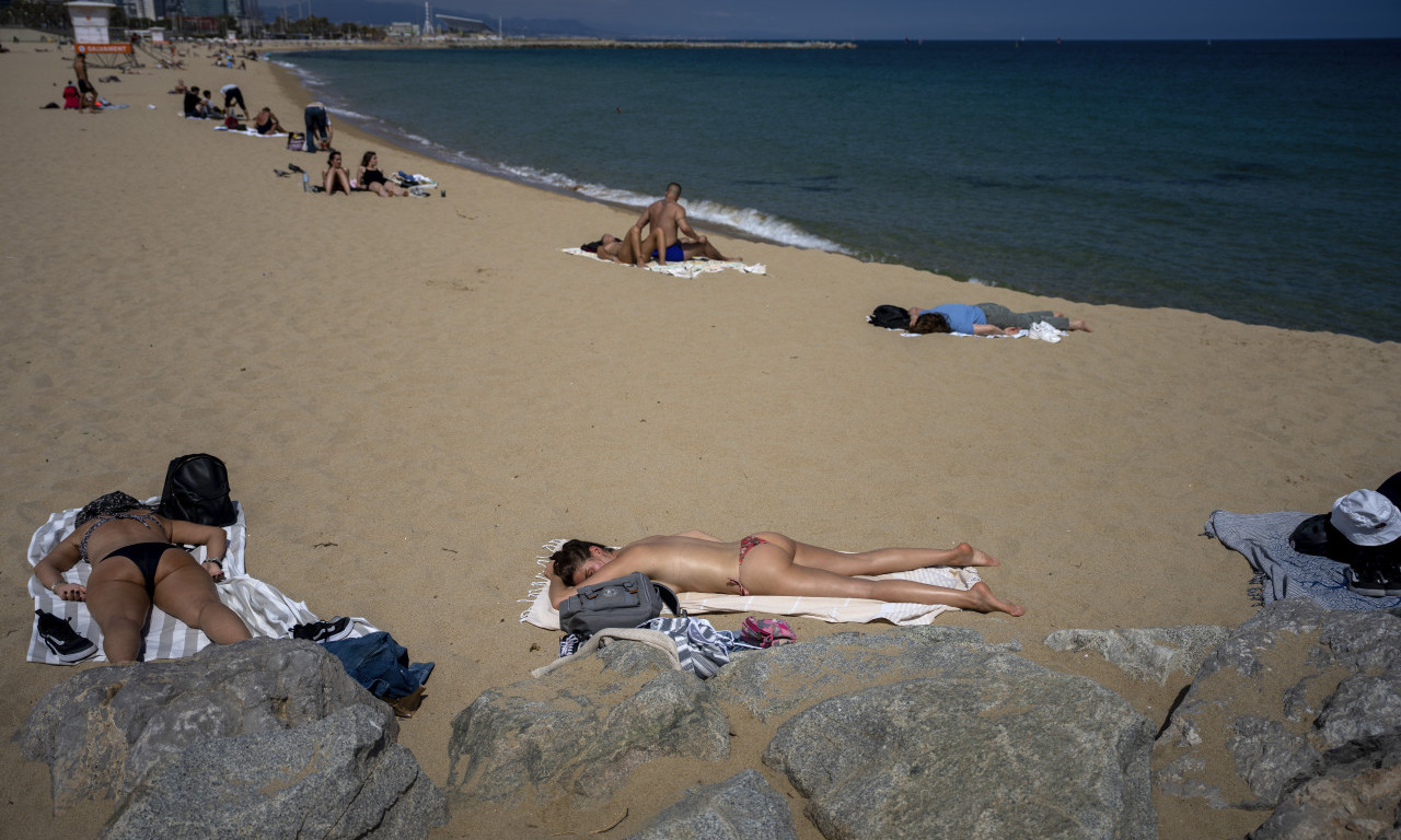 Oboreno 18 TEMPERATURNIH REKORDA za dan, izmeren 35,1 stepen: U Španiji se ne nazire kraj VRUĆINAMA