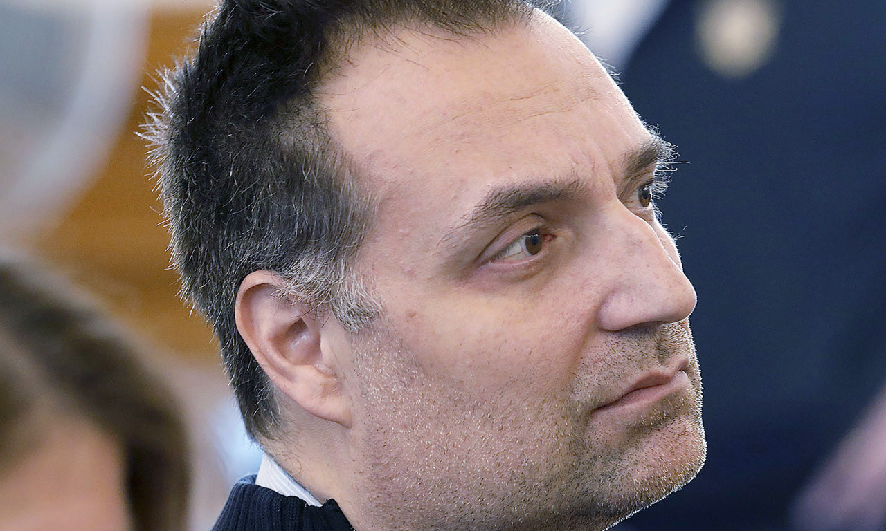 OVAKO JE IZGLEDALO ISPITIVANJE BRAJANA VOLŠA Snimak sa suđenja za ubistvo Ane Volš, došlo i do tenzija (VIDEO)