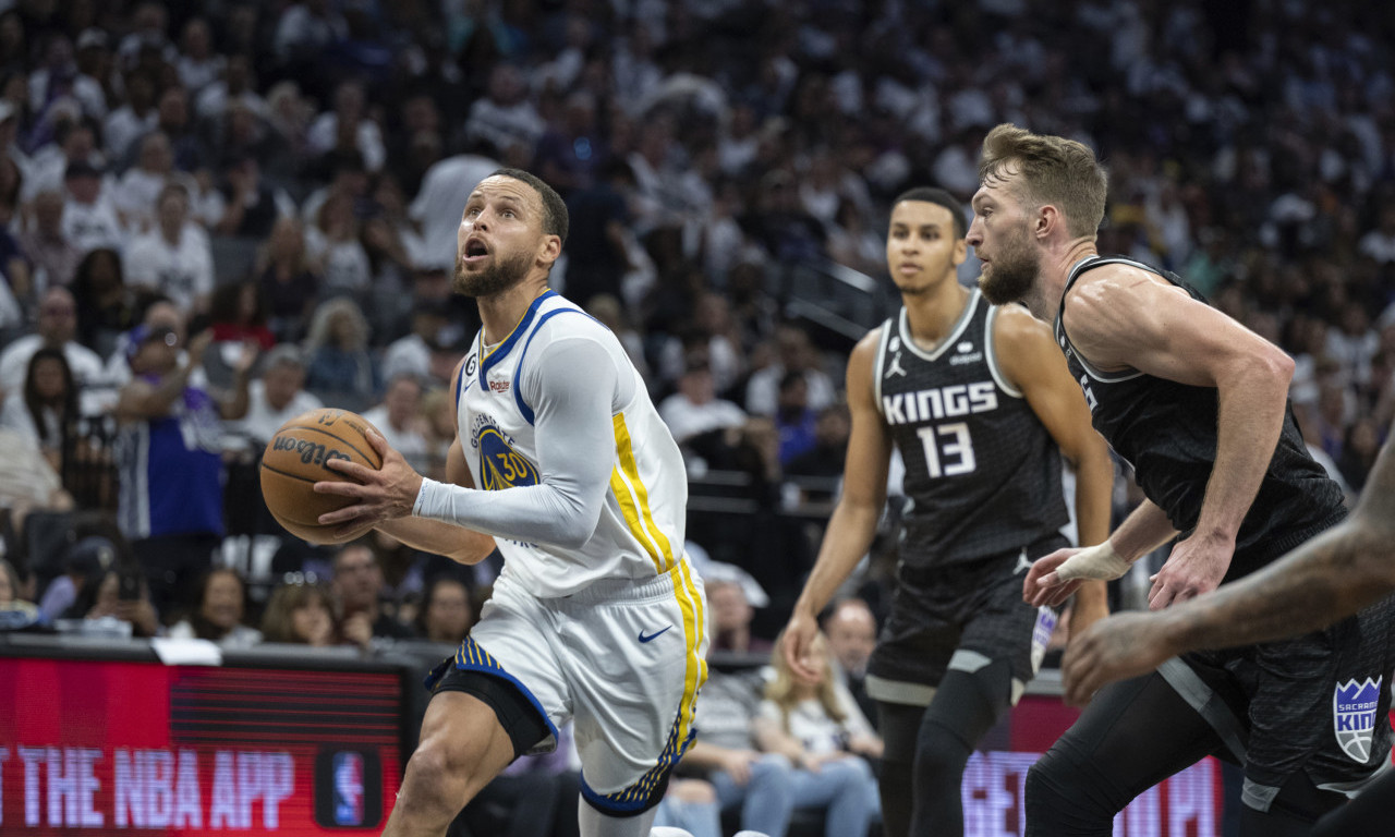 KARI DOBIO BLANKO ČEK: Samo napiši cifru i potpiši