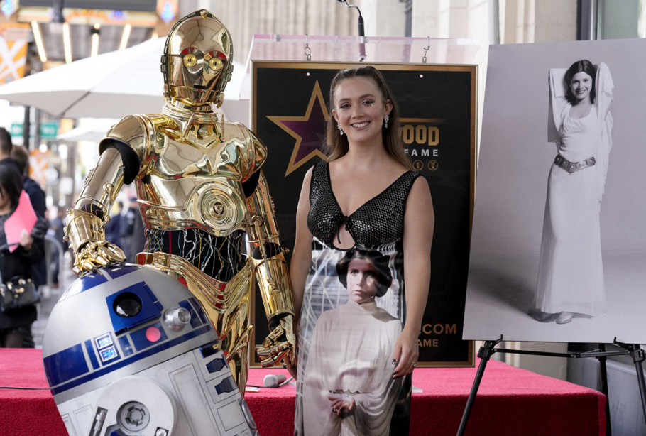 Droidi iz Ratova zvezda R2-D2 i C-3PO sa Bili Lurd
